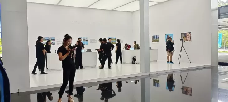 OPPO dan Maison Kitsune Berkolaborasi, Rilis Case Eksklusif