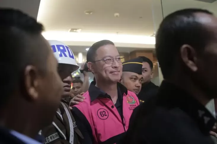 Tom Lembong Siapkan Gugatan Praperadilan atas Penetapan Tersangka

Tom Lembong Siapkan Gugatan Praperadilan atas Ditetapkannya Tersangka

Tom Lembong Siapkan Gugatan Praperadilan Menyikapi Penetapan Tersangka

Tom Lembong Siapkan Gugatan Praperadilan Mengenai Penetapan Tersangka

Tom Lembong Siapkan Gugatan Praperadilan Terkait Penetapan Tersangka yang Diterbitkan oleh KPK