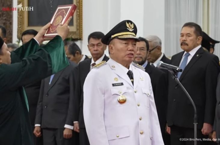 Muhidin Resmi Jadi Pemimpin Baru Kalimantan Selatan, Prabowo Ditetapkan Sebagai Pengganti Paman Birin