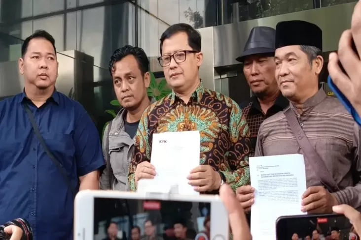 Dosen UNJ Ubedillah Badrun Laporkan Jokowi ke KPK