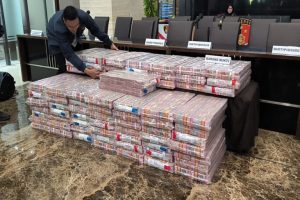 Fantastis! Ini adalah Penampakan Tumpukan Uang Rp103,2 Miliar Disita dari TPPU Kasus Judol