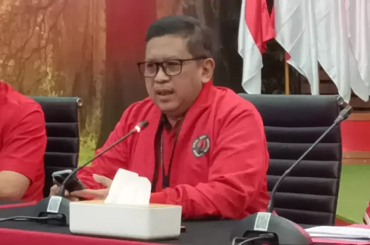 Hasto Akhirnya Muncul, Rambutnya Disemir Hitam Persiapan Diperiksa KPK