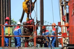 Pertamina Targetkan Produksi Minyak Capai 416.000 Barel per Hari di tempat 2025