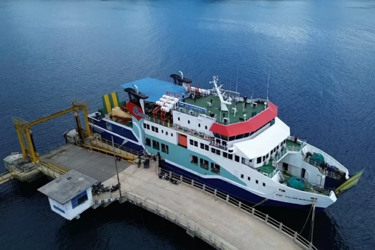 ASDP Bagikan 1.060 Tiket Kapal Gratis di dalam 9 Lintasan, Dukung Kelancaran Mudik 2025