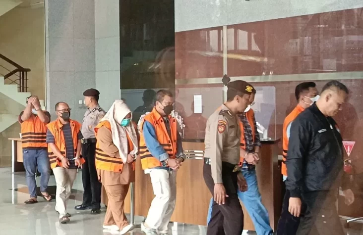 Identitas 6 Tersangka Kasus Dugaan Suap Proyek dalam pada OKU, Anggota DPRD hingga Kepala Dinas