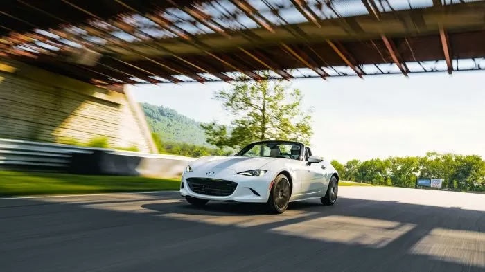 Mazda Bergeser ke Pasar Premium, Nasib Miata pada Ujung Tanduk?