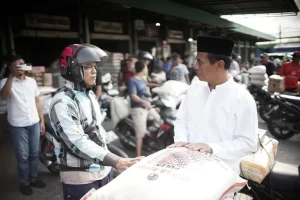 Sidak ke Pasar Cipinang, Mentan Amran: Tak Ada Alasan Harga Pangan Naik, Produksi Berlimpah