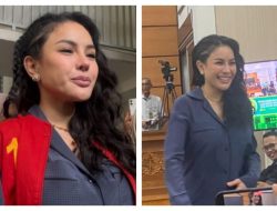 Nikita Mirzani Tampil Sehat dan Bahagia Saat Dijenguk di Rutan