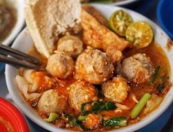 10 Makanan Kaki Lima Terbaik di Surabaya yang Wajib Dicoba!