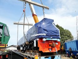 KAI Terima 14 Lokomotif Baru Tipe CC 205 dari AS untuk Pengangkutan Barang