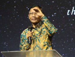 Mahfud Kenang Persatuan NU dan Muhammadiyah Menggugat Tambang ke MK