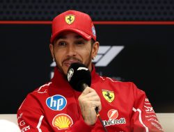 Hamilton Tidak Menyesal Bergabung dengan Ferrari