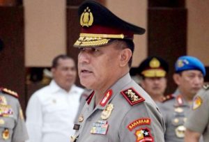 Komjen Pol Ramdani Hidayat Terima Bintang Bhayangkara Pratama dari Kapolri