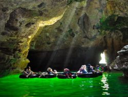 Terlalu Penuh, 8 Wisata Ini Disarankan Dihindari Tahun 2026