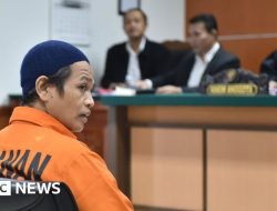 Ahmed Jalani Lakukan Operasi Usai Amankan Senjata dari Pelaku Penembakan Massal di Pantai Bondi