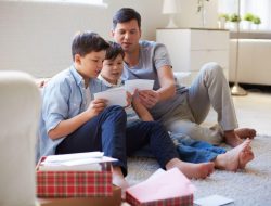 7 Alasan Liburan Lebih Berharga Daripada Mainan untuk Masa Depan Anak