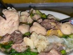 7 Bakso Paling Enak di Bojonggede, Rasa Juara dan Selalu Diserbu Pembeli