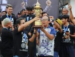 Suporter Banjiri Jalan, Persikotas Dinobatkan Juara di Tasikmalaya