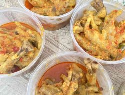 Masakan Rumahan yang Mendunia: Ceker Rica dan Ayam Songkem Favorit