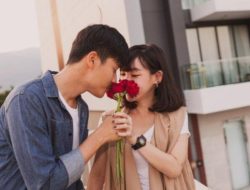 30 Pantun Ajak Balikan Mantan, Lupakan Gengsi, Kembali ke Cinta Lama