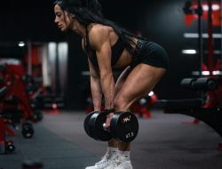 Rekomendasi Mesin Gym Terbaik untuk Latihan Paha Belakang