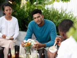 9 Hal yang Dilakukan Orang Kelas Bawah di Pesta Pernikahan yang Langsung Diperhatikan Tamu Kaya