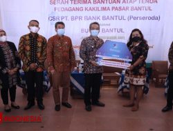 Kuatkan Ekonomi UMKM, Bank Raya Bantu Infrastruktur PKL di Sidodadi