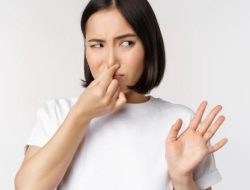 Penyebab dan Cara Mengatasi Bau Ketiak yang Mengganggu pada Perempuan