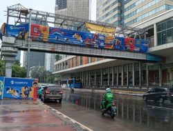 Melihat Pembangunan JPO Sarinah yang Terhubung ke Halte Transjakarta
