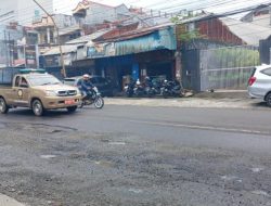 Jalan Rusak di Manado Ancam Keselamatan Pengendara
