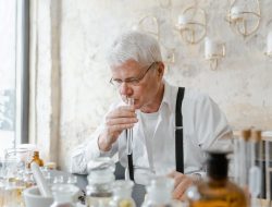 Apa Arti Wangi Incense? Karakter dan Contoh Parfumnya