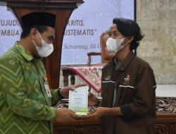 Mat Yasin, Pemimpin yang Bangun Jalan Sendiri dengan Rp2 Miliar, Mantan Tukang Cukur