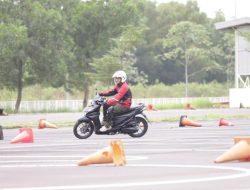Pusing pilih motor irit dan modis? Honda Beat 2026 desain baru jawabannya!