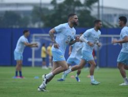 Bintang Persib Layvin Kurzawa Hadir di Bandung Arena, Jadi Saksi Sejarah Olahraga Kota Kembang
