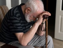 Kesalahan Terbesar Orang di Usia 60-an Bukan Finansial, Tapi Abaikan 7 Tanda Kehidupan Ini