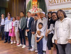 Oki Rengga dan Mikha Tambayong Jadi Kakak Beradik di Film Gak Ada Matinya!