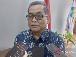 Profil Dokter Senior yang Dipecat Menteri Kesehatan, Jejak Perseteruan