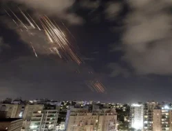 Iran Siarkan Sirene Perang Tak Henti, Rudal Kheybar Serang Markas Zionis