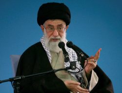 Dilema Rakyat Iran: Bahagia, Sedih, dan Khawatir Pasca-Kematian Khamenei