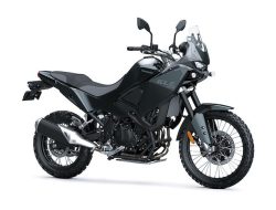 Kawasaki KLE500 resmi dirilis di Indonesia, motor adventure 451cc dengan gaya rally