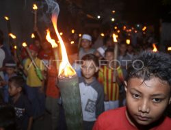 Kemeriahan Pawai Obor Parigimpuu, Anak-Anak Berjalan 2,1 KM Sambut Idul Fitri 2026