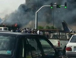 Pesawat Tanker AS Jatuh di Irak Barat Saat Tegang Iran-AS