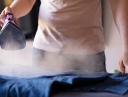 10 Tips Merawat Setrika Uap Agar Awet dan Tahan Lama